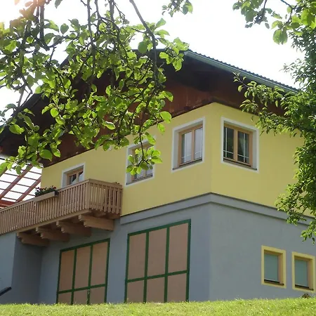 Ferienhaus Wurm בית נופש פוגנברג